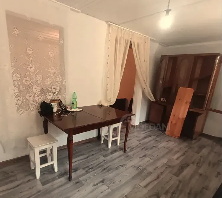 Сдам 2-комн. квартиру 45м² 1/1 эт. Тбилиси - изображение 1