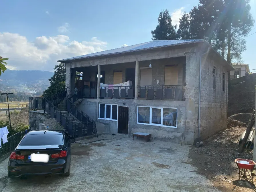 სახლი 1300м² ქობულეთი - photo 1