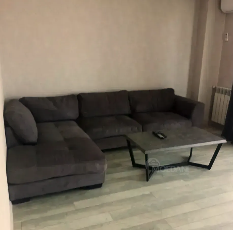 Сдам 2-комн. квартиру 75м² 9/9 эт. Тбилиси - изображение 1