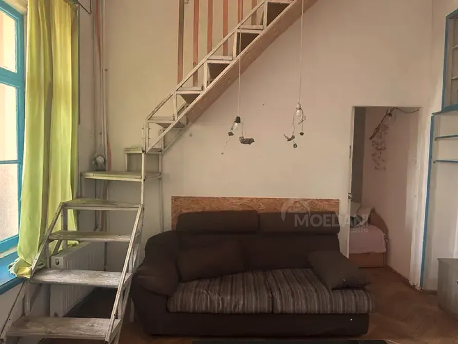 Apartments For Rent three-room 50м² 3/3 floor Tbilisi - photo 1