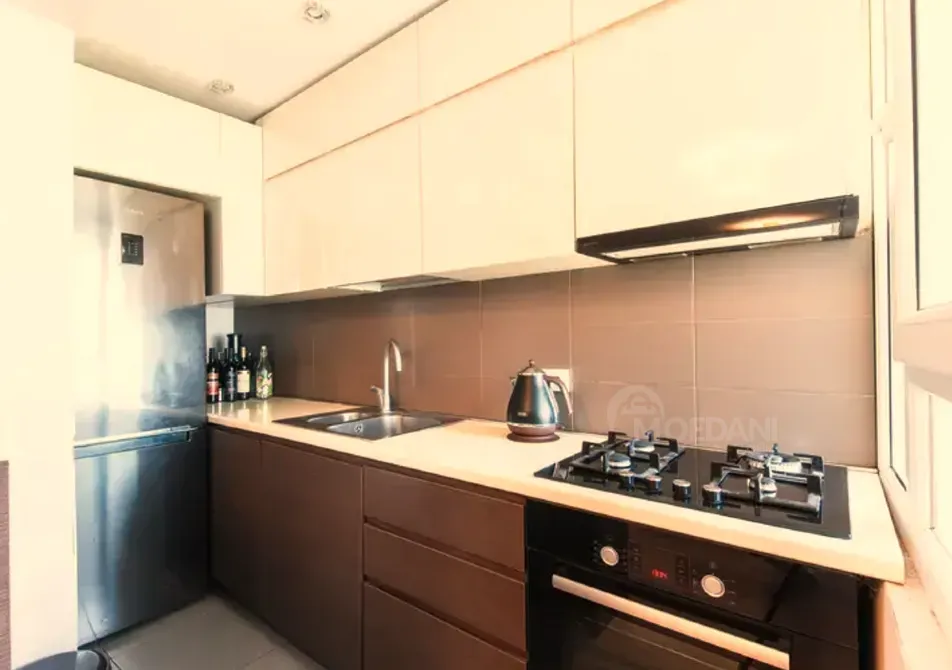 იყიდება 3 ოთახიანი ბინას 101.82მ² 5/5 სართ თბილისი - photo 2