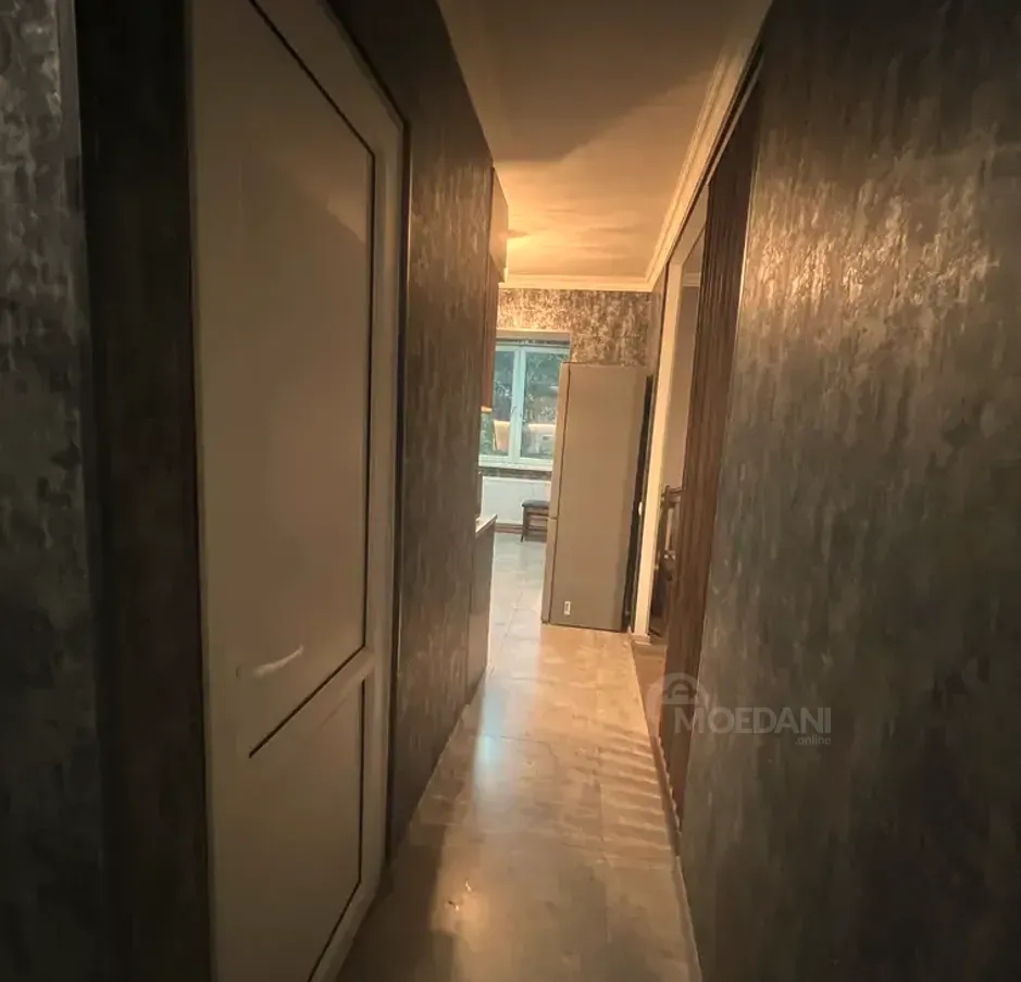 Apartments For Sale three-room 60м² 1/3 floor Tbilisi - photo 2