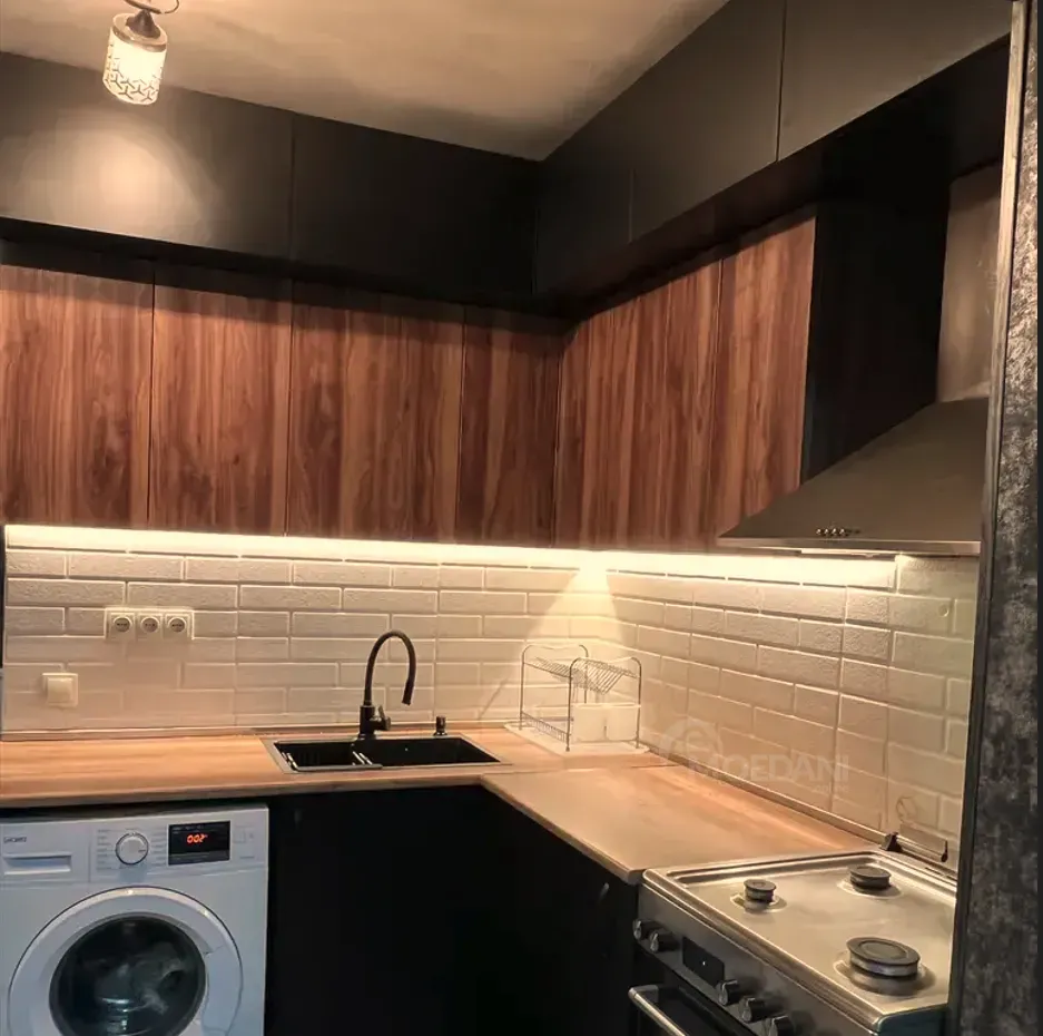 Apartments For Sale three-room 60м² 1/3 floor Tbilisi - photo 1