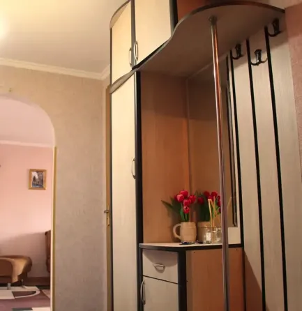 Იყიდება 2 ოთახიანი ბინას $78 000 თბილისში 46მ² 2/5 სართ Тбилиси