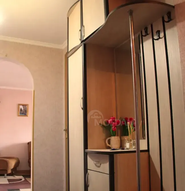 Apartments For Sale two-room 46м² 2/5 floor Tbilisi - photo 1