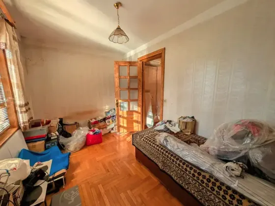 Იყიდება 4 ოთახიანი ბინას $82 000 თბილისში 68.36მ² 2/4 სართ Тбилиси