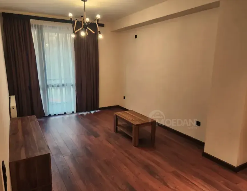 იყიდება 2 ოთახიანი ბინას 53მ² 1/8 სართ თბილისი - photo 1