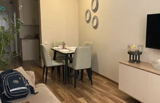Იყიდება 2 ოთახიანი ბინას $83 000 თბილისში 48მ² 6/6 სართ Тбилиси