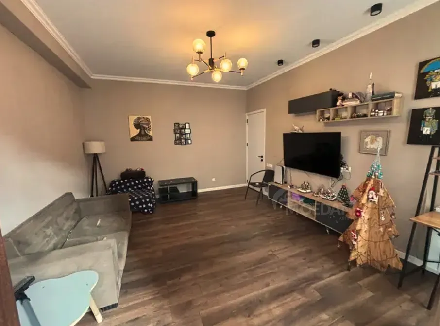 იყიდება 3 ოთახიანი ბინას 130მ² 3/9 სართ თბილისი - photo 3