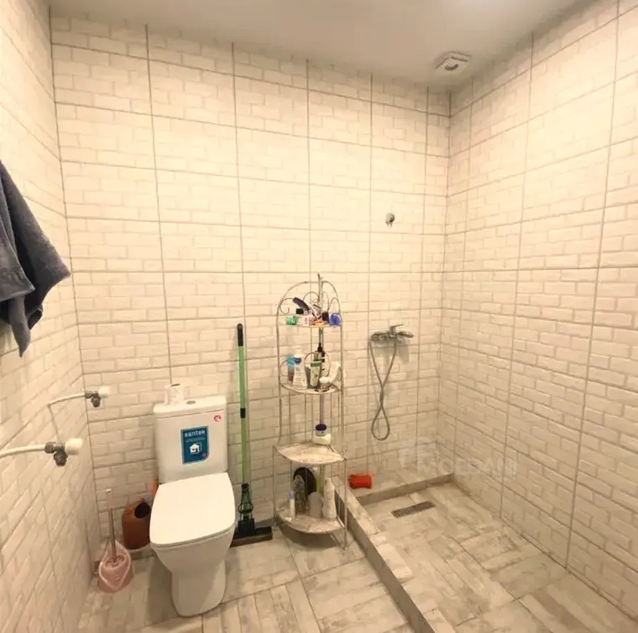 იყიდება 3 ოთახიანი ბინას 130მ² 3/9 სართ თბილისი - photo 6