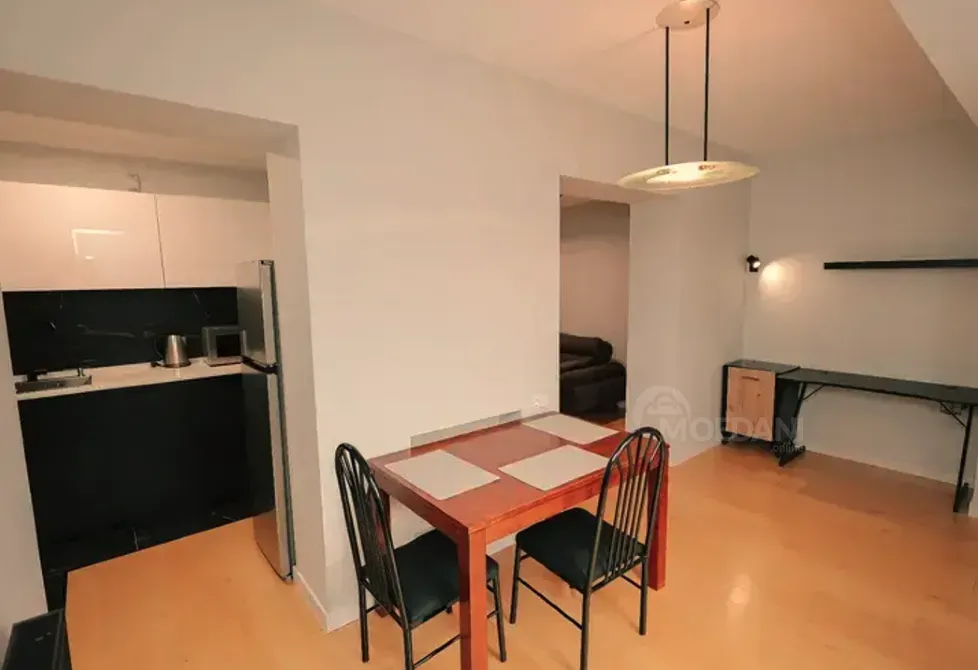 ქირავდება 2 ოთახიანი ბინა 65მ² 6/8 სართ თბილისი - photo 2