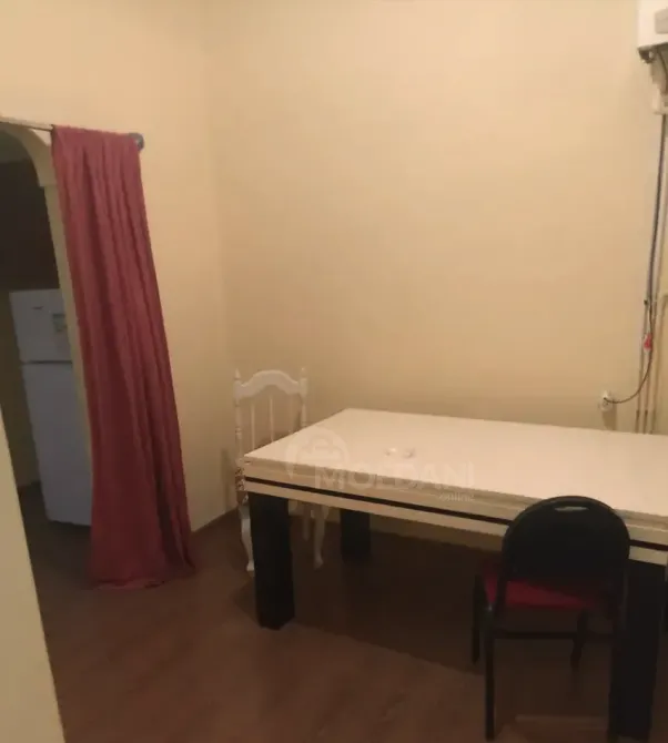 Apartments For Rent three-room 70м² 1/4 floor Tbilisi - photo 2