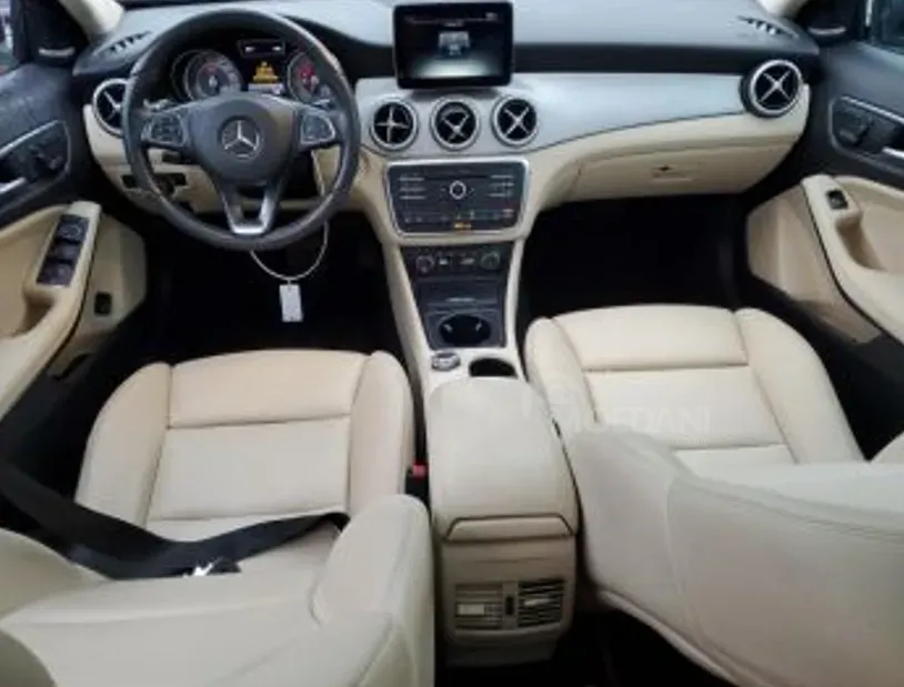 Mercedes GLA 2L 2017 Тбилиси - изображение 4