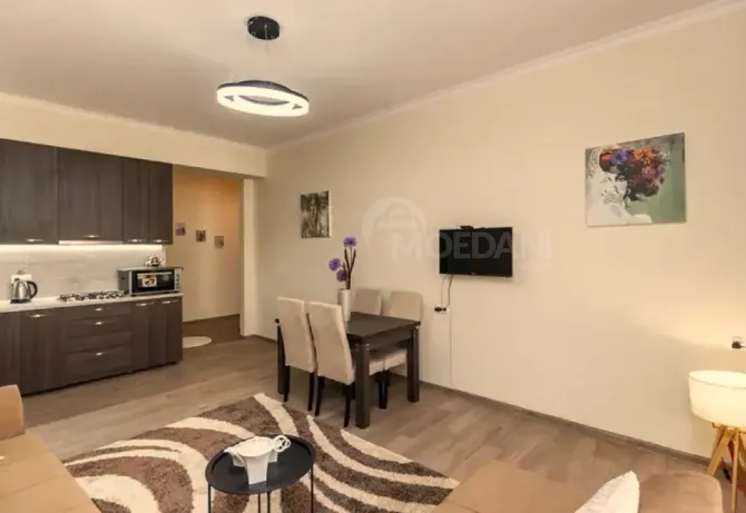 Сдам 2-комн. квартиру в Тбилиси  70м² 4/7 эт. Тбилиси - изображение 2