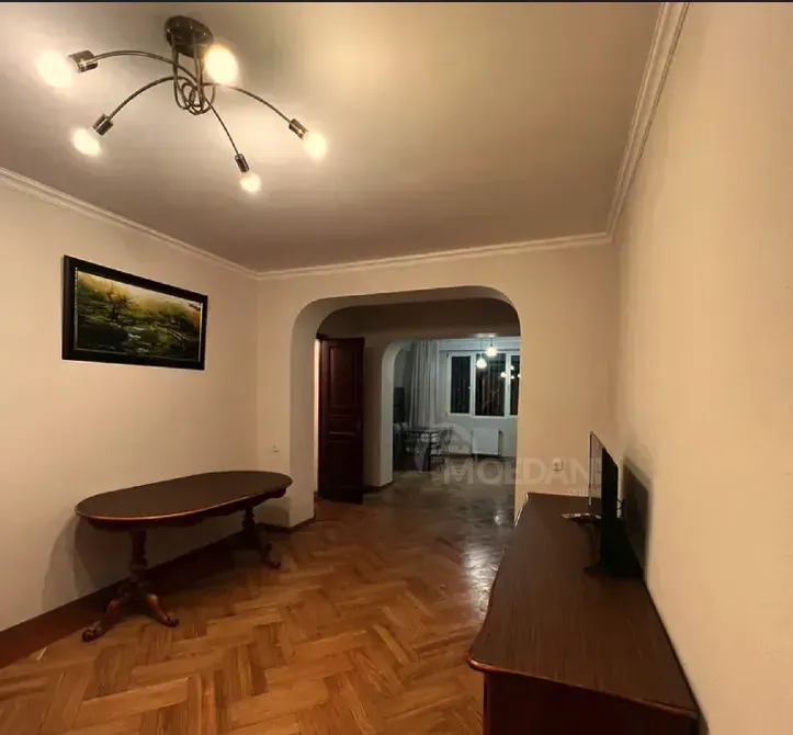 Сдам 4-комн. квартиру 140м² 2/8 эт. Тбилиси - изображение 3