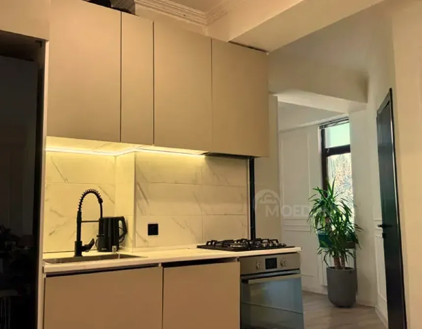 იყიდება 3 ოთახიანი ბინას 80მ² 4/6 სართ თბილისი - photo 6