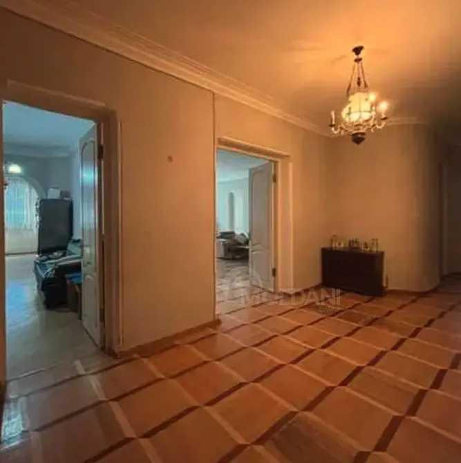 იყიდება 6 ოთახიანი ბინას 205მ² 3/6 სართ თბილისი - photo 2