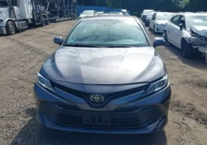 Toyota Camry 2018 Тбилиси - изображение 1
