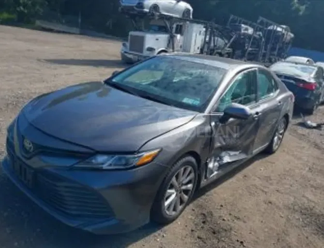 Toyota Camry 2018 Тбилиси - изображение 4