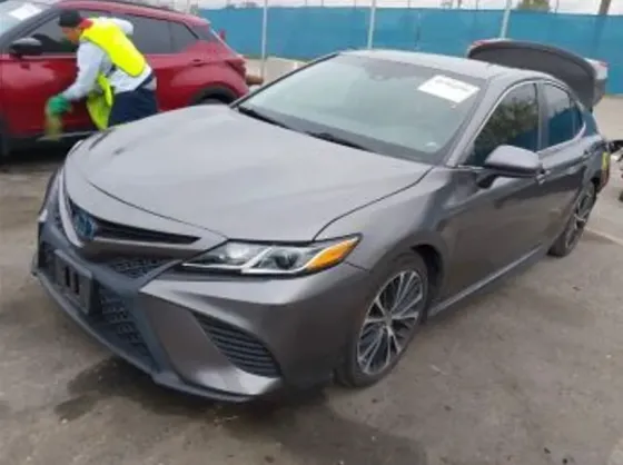 Toyota Camry 2018 Tbilisi