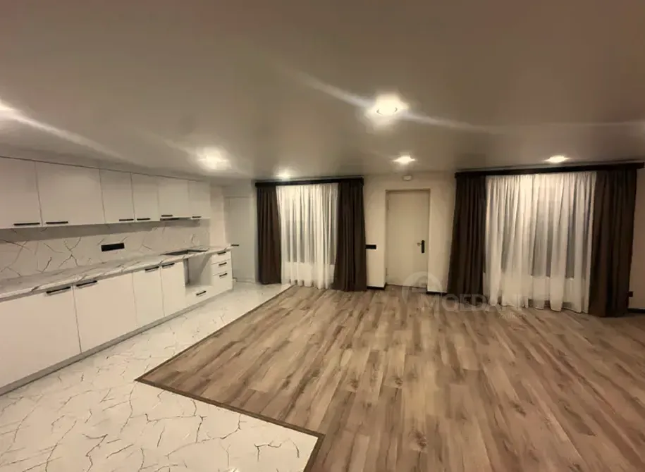 იყიდება 4 ოთახიანი ბინას 110მ² 1/4 სართ თბილისი - photo 6