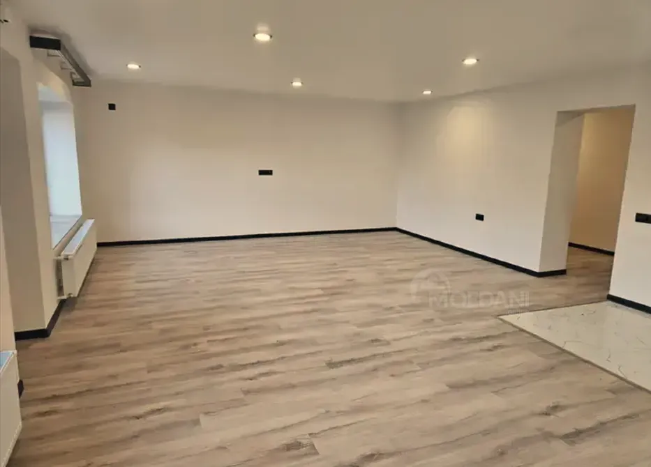 იყიდება 4 ოთახიანი ბინას 110მ² 1/4 სართ თბილისი - photo 5