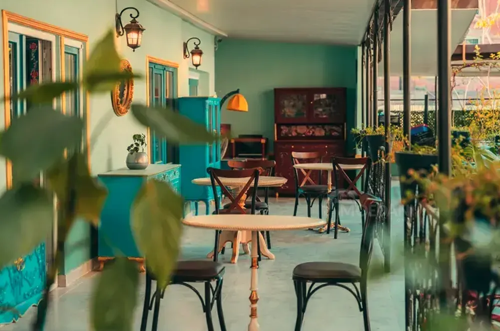 Universal commercial space for rent in Sololaki Tbilisi - photo 1