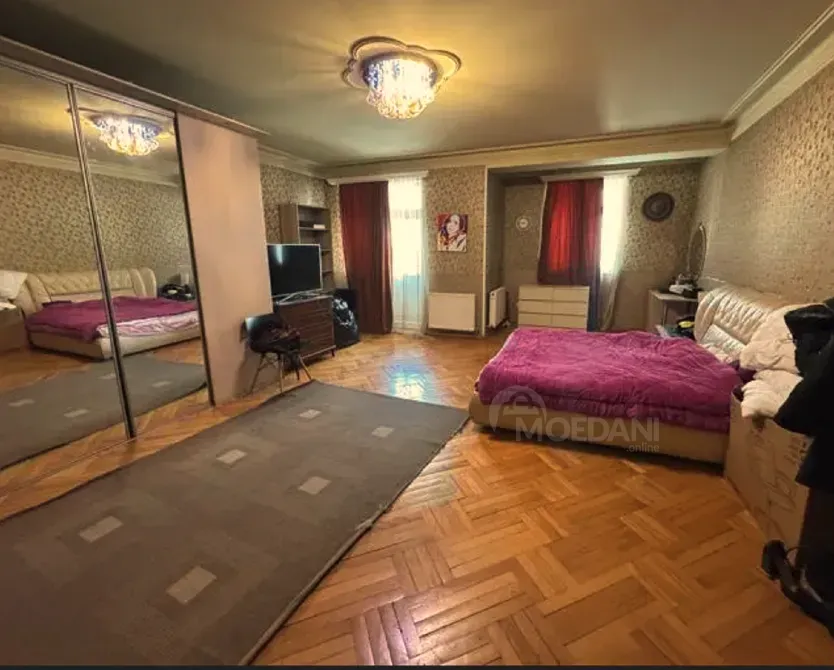 იყიდება 5 ოთახიანი ბინას 227მ² 6/13 სართ თბილისი - photo 1