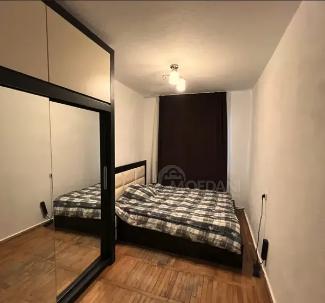 Сдам 3-комн. квартиру в Тбилиси  57м² 9/9 эт. Тбилиси - изображение 3