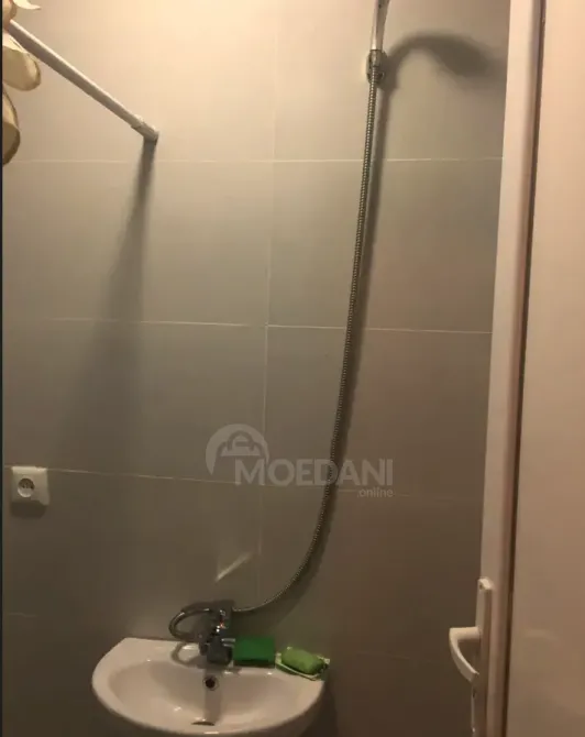 Сдам 1-комн. квартиру 30м² 1/1 эт. Тбилиси - изображение 4