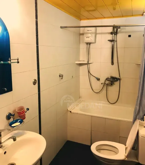 იყიდება 2 ოთახიანი ბინას 65მ² 2/6 სართ თბილისი - photo 6