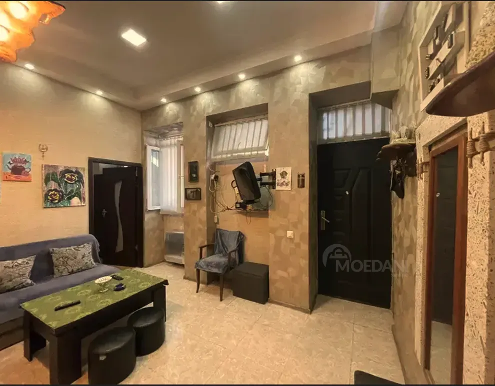 იყიდება 2 ოთახიანი ბინას 22მ² 2/3 სართ თბილისი - photo 4