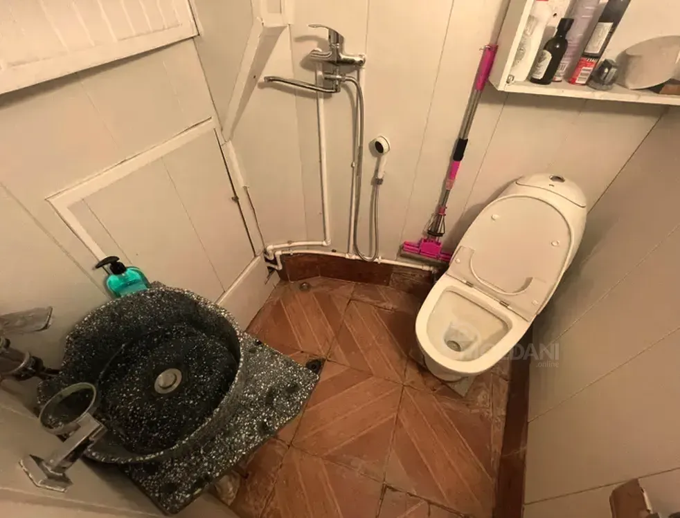 იყიდება 2 ოთახიანი ბინას 22მ² 2/3 სართ თბილისი - photo 2