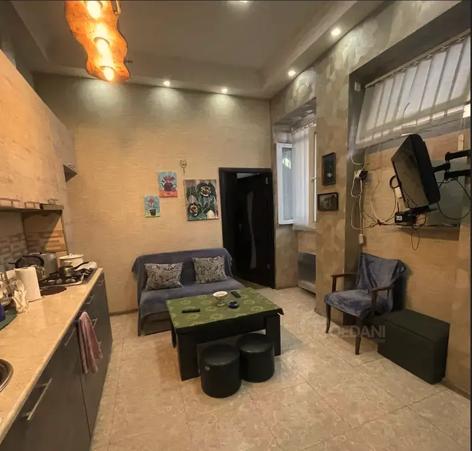 იყიდება 2 ოთახიანი ბინას 22მ² 2/3 სართ თბილისი - photo 8