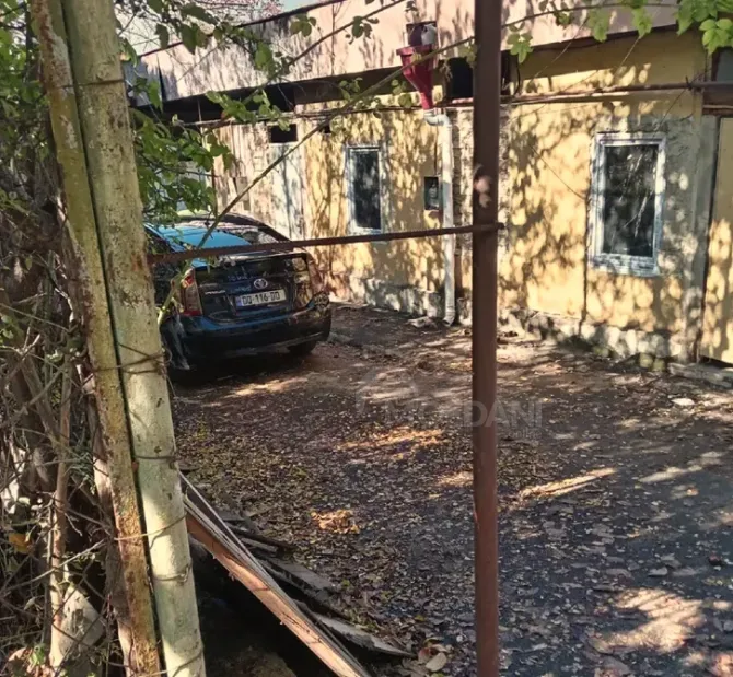 Продам 2-комн. квартиру 69м² 1/1 эт. Тбилиси - изображение 2