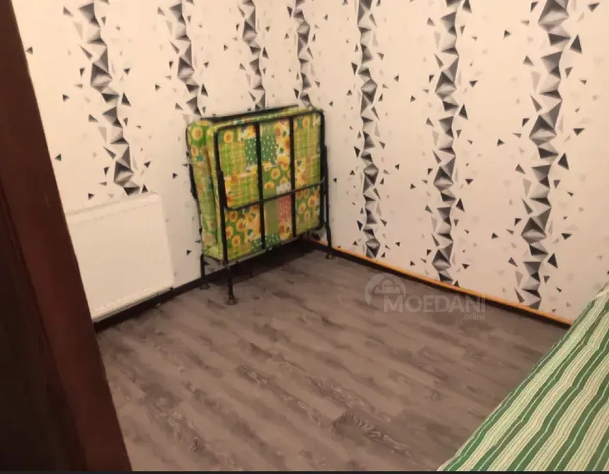 Сдам 5-комн. квартиру 92.5м² 2/8 эт. Тбилиси - изображение 1