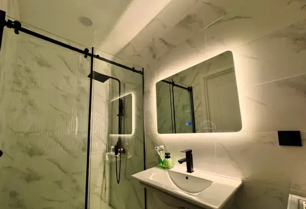 იყიდება 3 ოთახიანი ბინას 67მ² 2/6 სართ თბილისი - photo 1