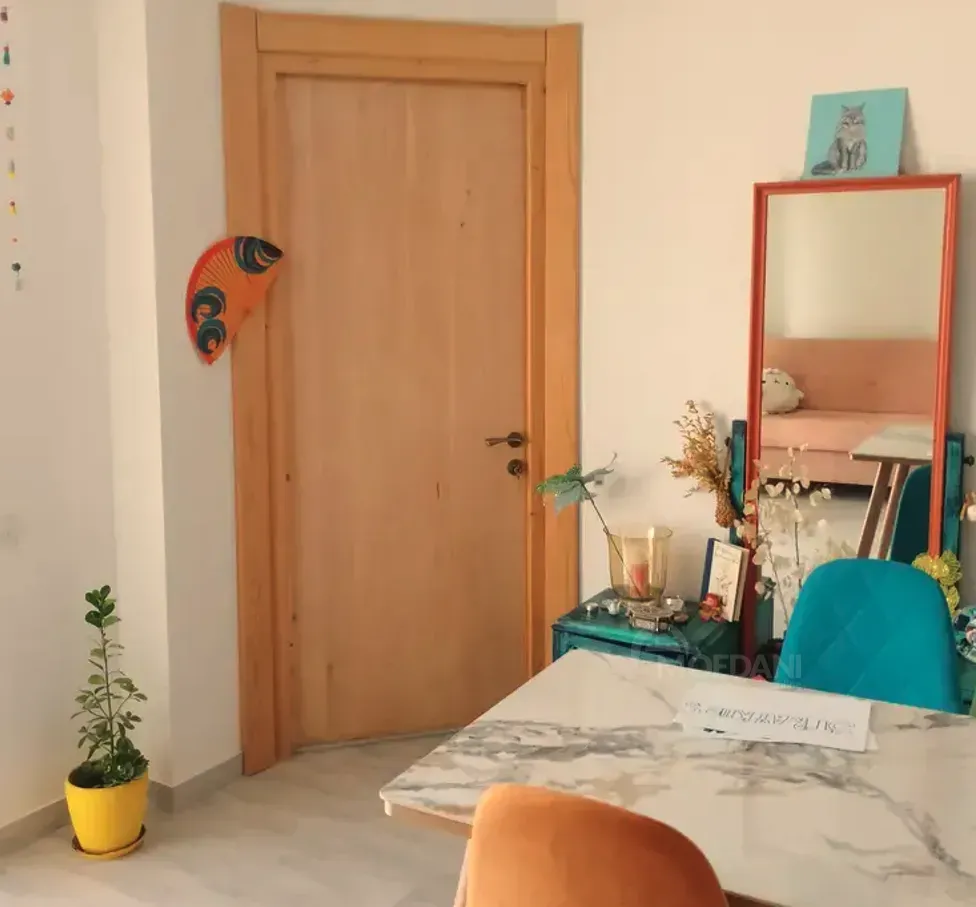 იყიდება 3 ოთახიანი ბინას 65მ² 7/7 სართ თბილისი - photo 1