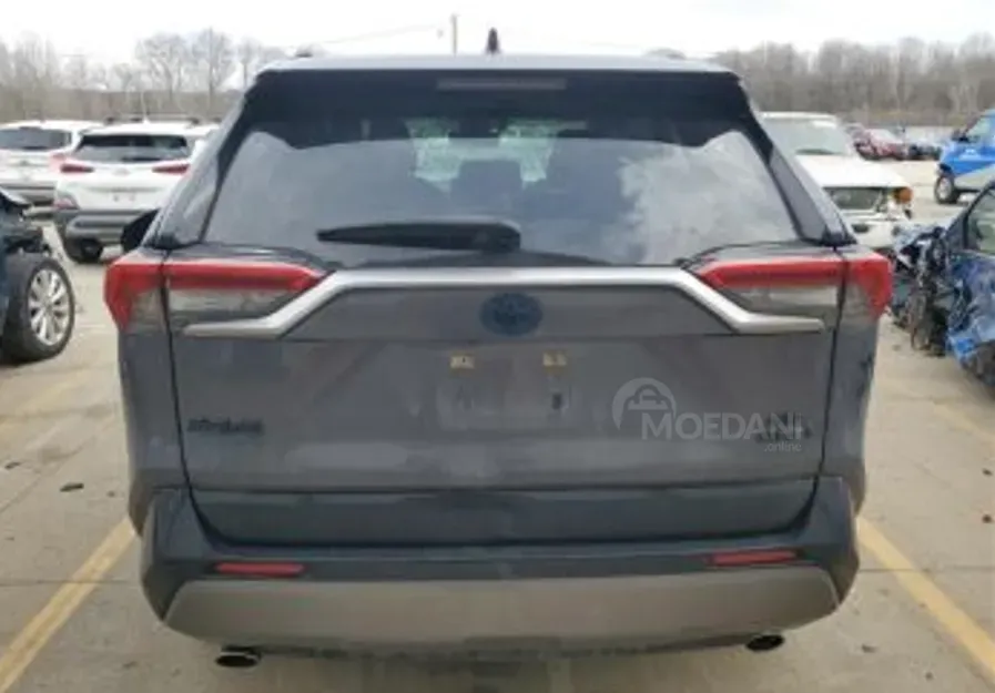 Toyota RAV4 2.5L 2021 Тбилиси - изображение 3