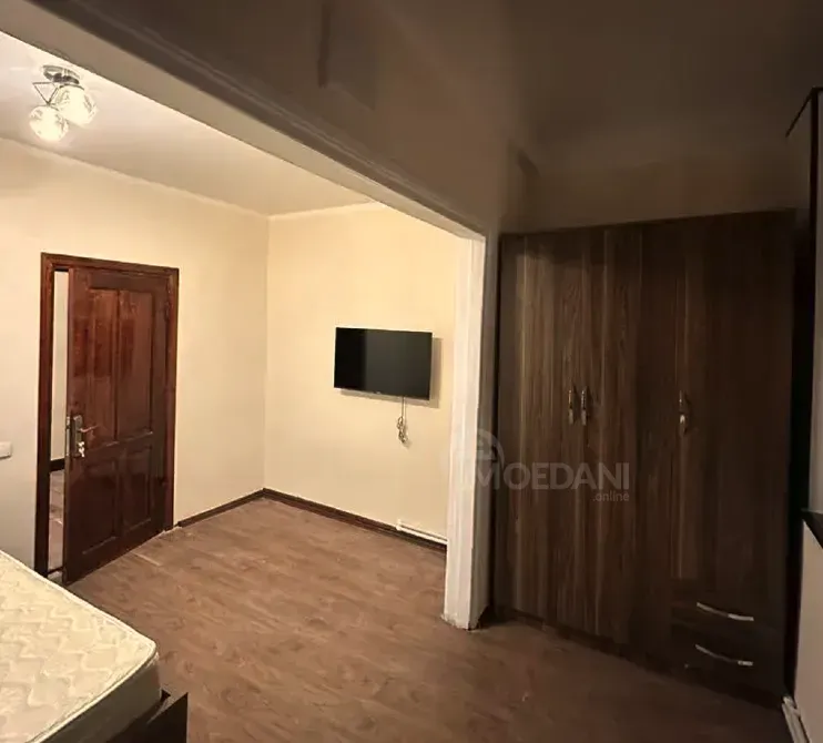 Сдам 3-комн. квартиру 125м² 3/3 эт. Тбилиси - изображение 2