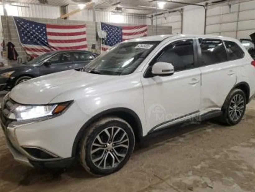 Mitsubishi Outlander 2017 Тбилиси - изображение 3