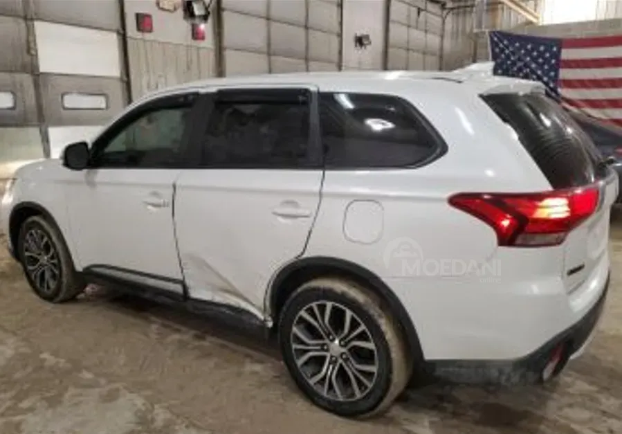 Mitsubishi Outlander 2017 Тбилиси - изображение 6