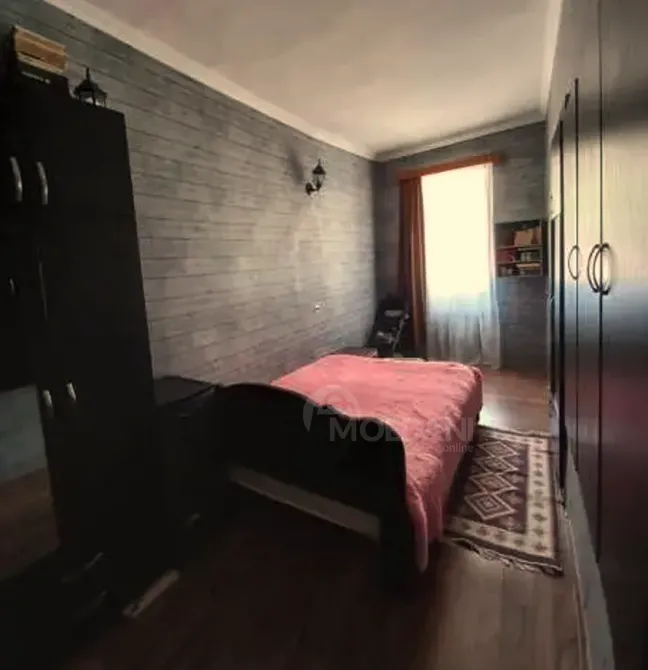 იყიდება 2 ოთახიანი ბინას 37მ² 1/2 სართ თბილისი - photo 2