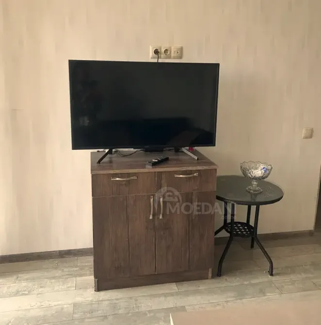 ქირავდება 2 ოთახიანი ბინა 50მ² 8/11 სართ თბილისი - photo 2