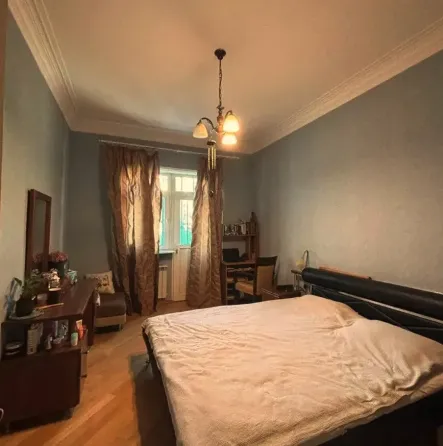 Იყიდება 6 ოთახიანი ბინას $310 000 თბილისში 205მ² 3/6 სართ Tbilisi