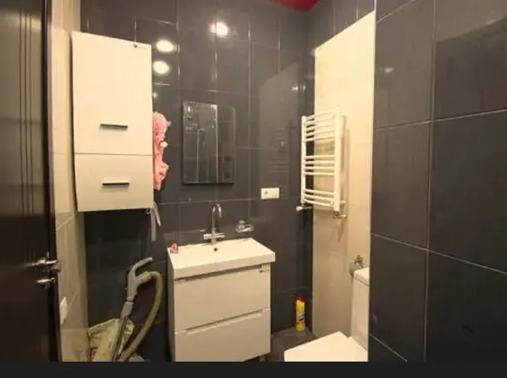 Იყიდება 4 ოთახიანი ბინას $219 000 თბილისში 120მ² 7/9 სართ Tbilisi