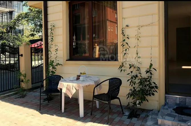 Იყიდება სახლი 200м² ქობულეთი - photo 1
