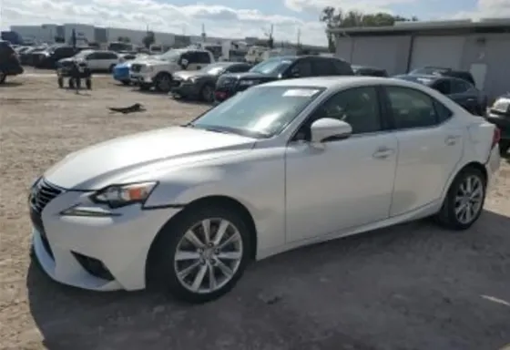 Lexus IS 2016 Тбилиси