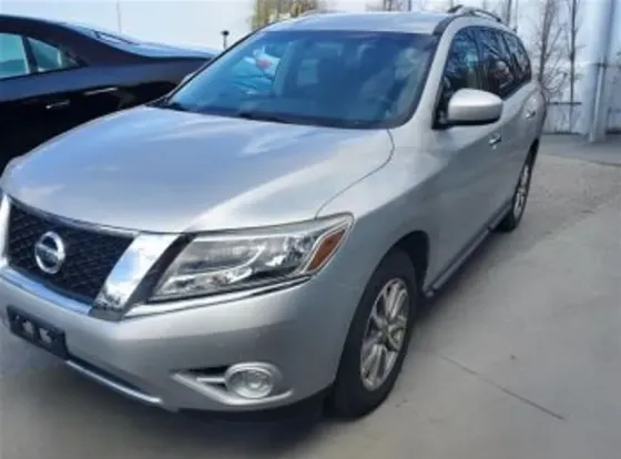 Nissan Pathfinder 2016 Tbilisi