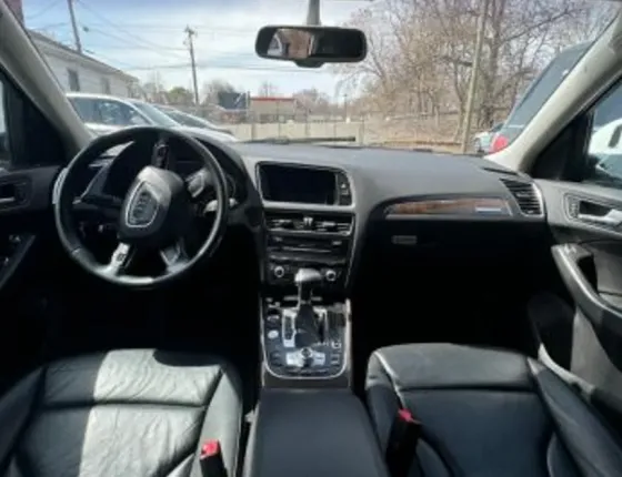 Audi Q5 2015 თბილისი